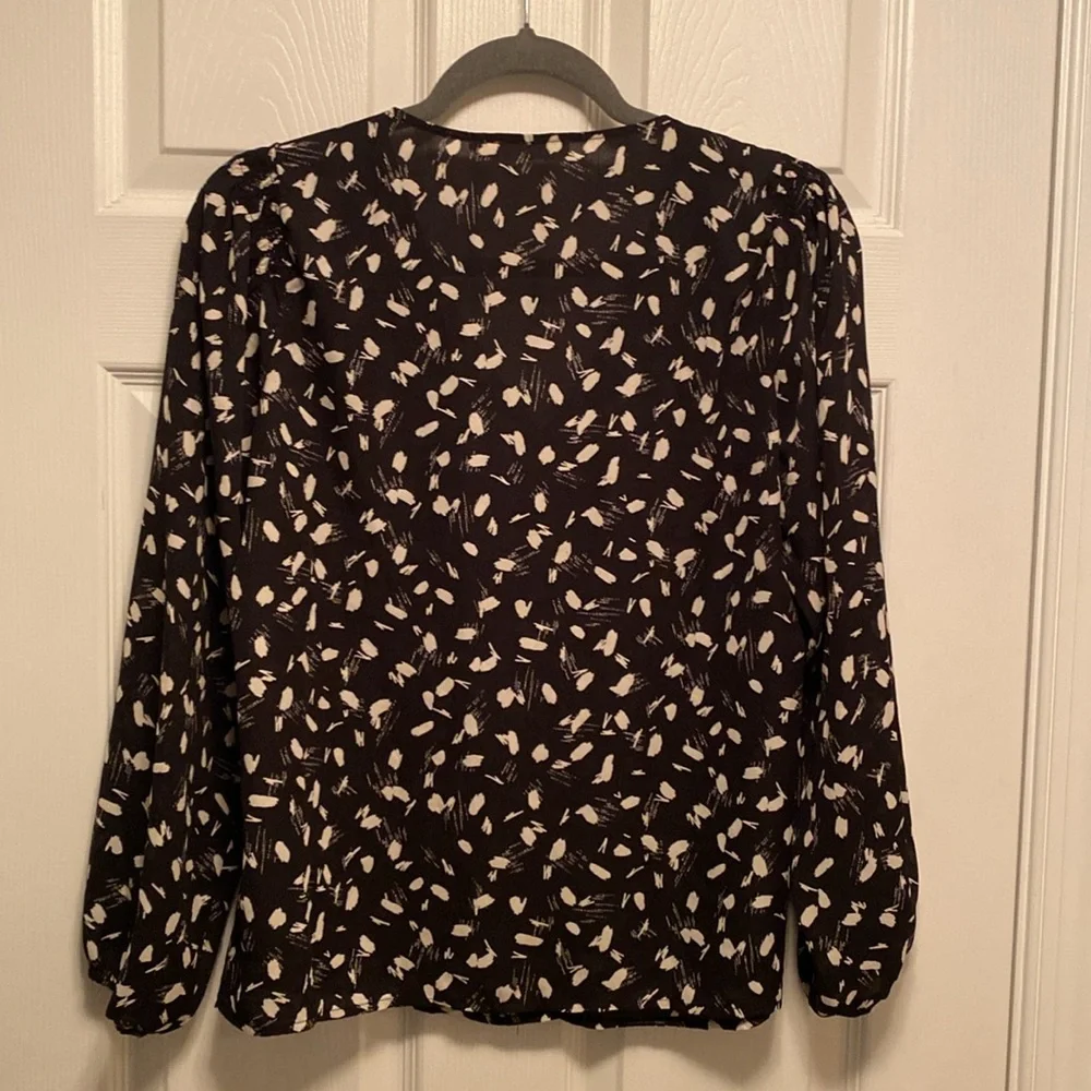 Lush Black and Ivory Sheer Button Down Blouse…size S - Picture 2 of 5